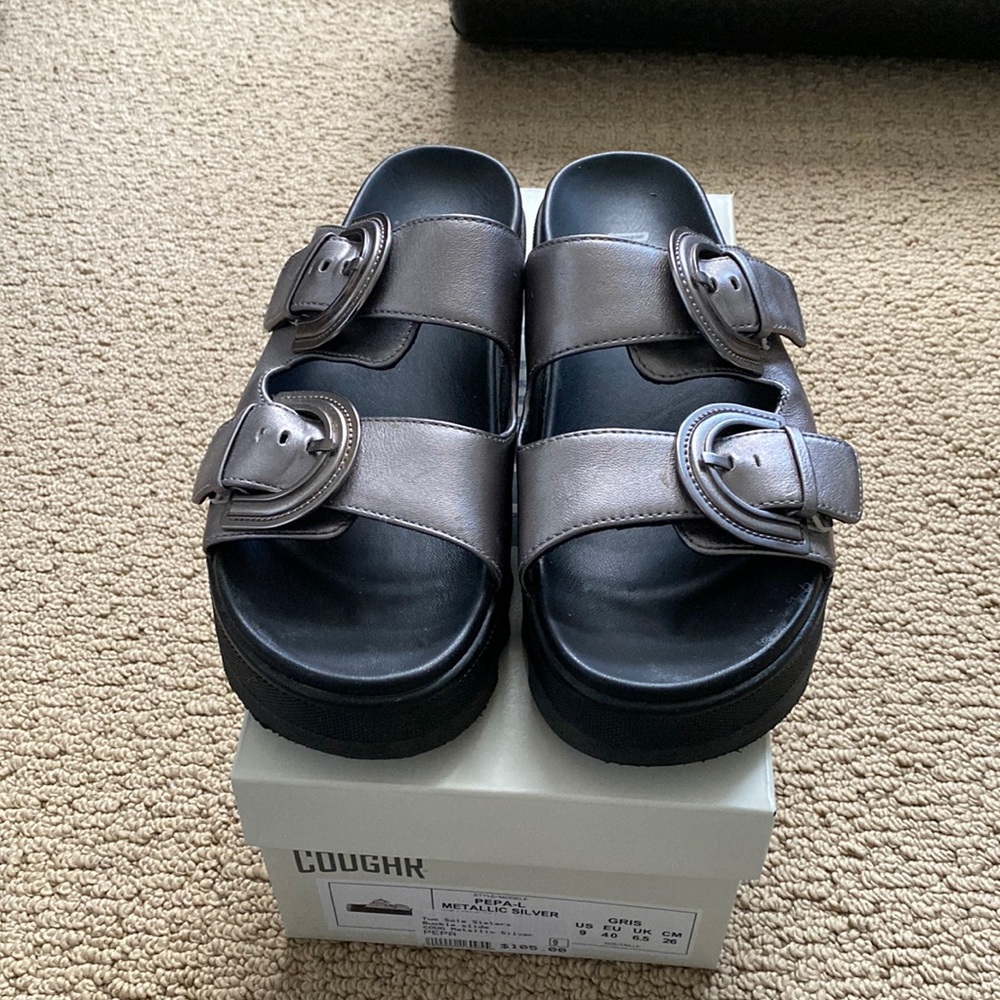 Cougar platform sandals Sz 9